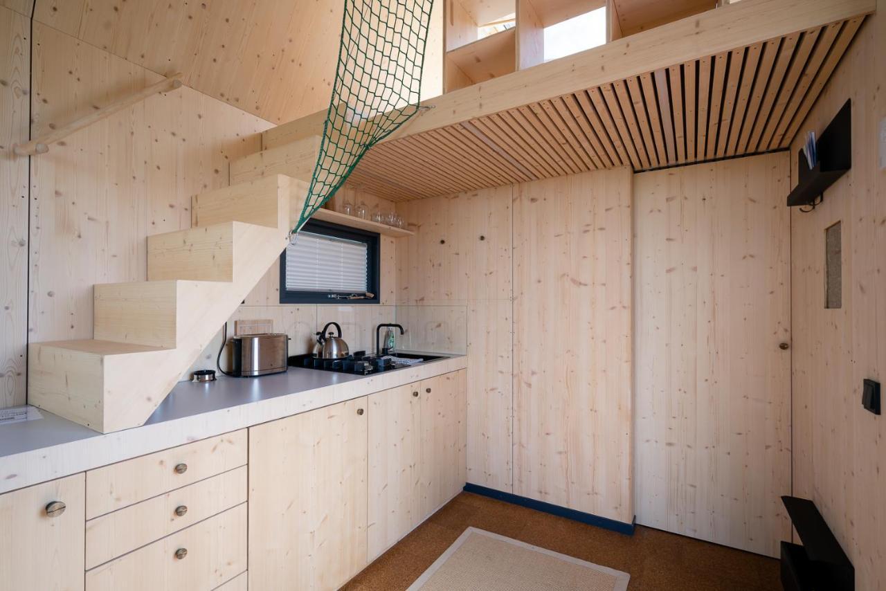 Tiny House Pioneer 18 Zur Meerseite - Green Tiny Village Harlesiel Carolinensiel Buitenkant foto